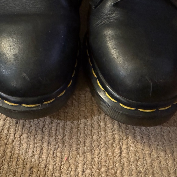 Vintage Dr. Martens Black Leather 1461 Black Leather greasy 3 eyelet Oxford shoe - Picture 8 of 10